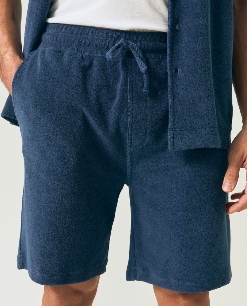 36D95F22-5C8E-4C0E-BBCB-206903D06D59