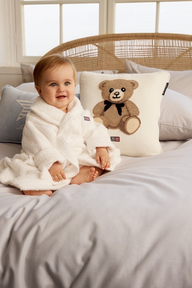 CC3CD37D-772F-43F6-9ADC-C3A99F0E3781