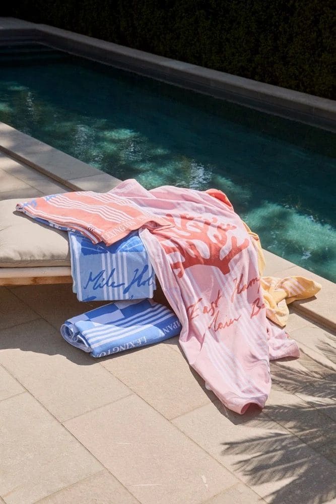 3666AE30-4396-4C27-93AE-6836C86C8060