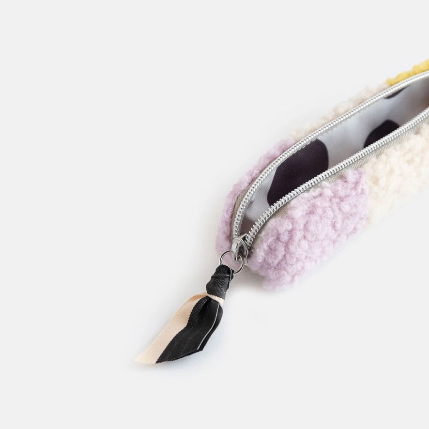 5CCD30B7-8BEC-4865-B2A5-9E64826DF7B5_1_105_c