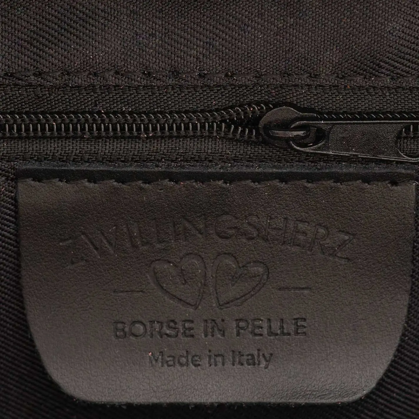 Zwillingsherz Ledertasche Crossbody Leo silber