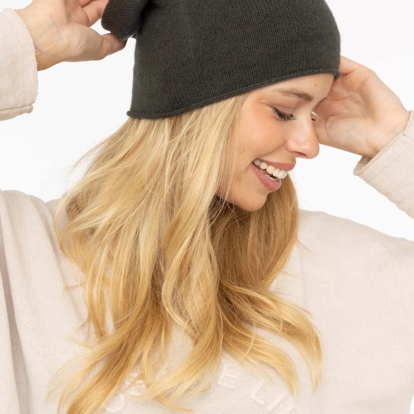 Zwillingsherz 100% Cashmere Beanie khaki