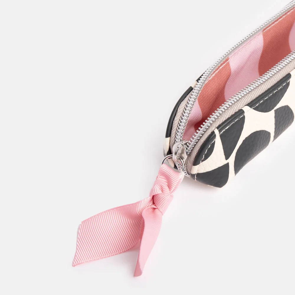 C8770CAB-FC6B-4F22-A74B-E9198083619D