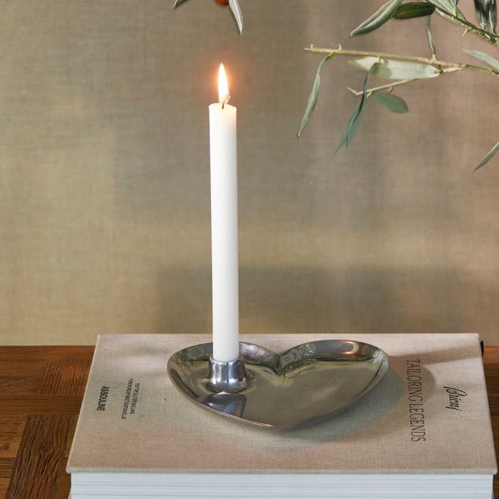 E55589C9-BAC5-4058-A5CE-E961B2F8F201